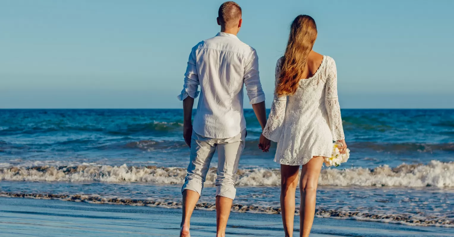 The Anxious-Avoidant Trap: Why You Love the People Who Pull Away (And How to Break Free)